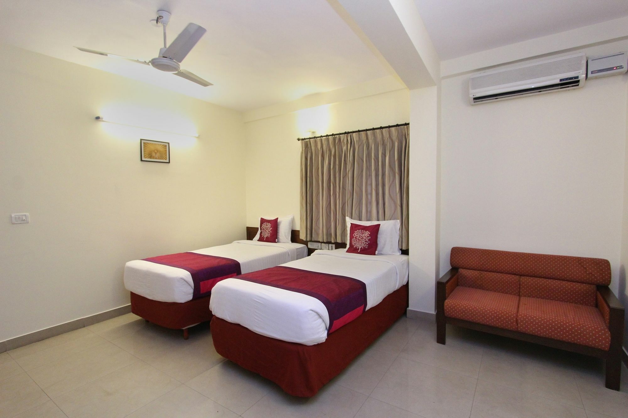 Hotel O Abhimaani Comforts Bangalore Dış mekan fotoğraf